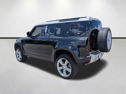 Used 2023 Land Rover Defender 110 SE AWD/4WD image 6