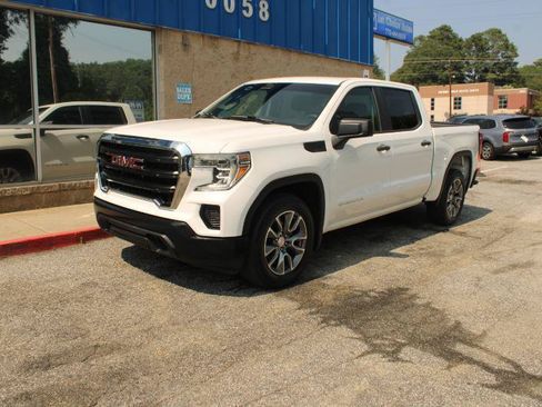 Used 2019 GMC Sierra 1500 2WD Crew Cab w/ Convenience Package image 3