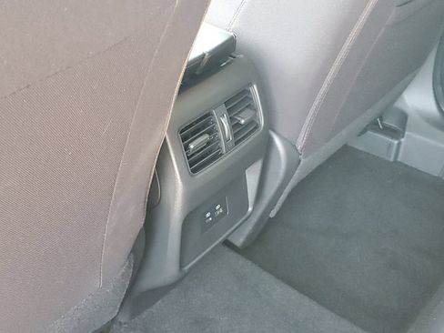 Certified 2023 Nissan Rogue SV FWD image 14
