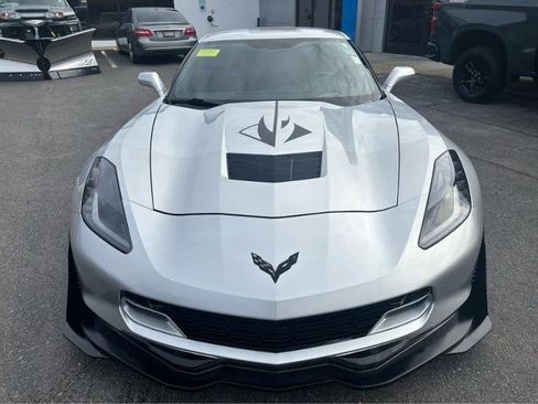 Used 2017 Chevrolet Corvette Stingray Coupe w/ 3LT Preferred Equipment Group image 16