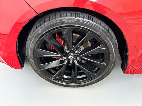 Used 2021 Toyota Corolla LE image 11