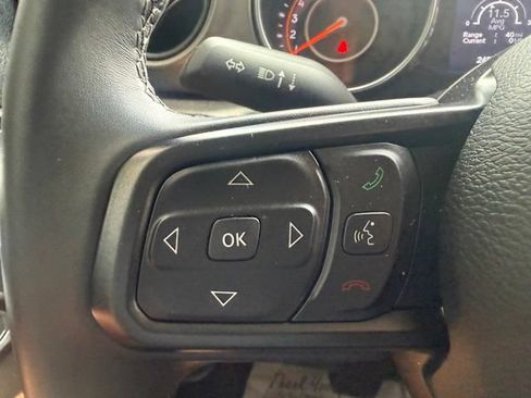 Used 2020 Jeep Wrangler Sport AWD/4WD image 21
