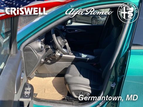 Used 2024 Alfa Romeo Tonale Ti image 19