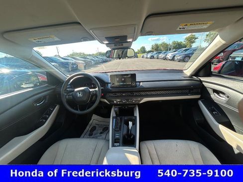 Used 2023 Honda Accord LX image 28