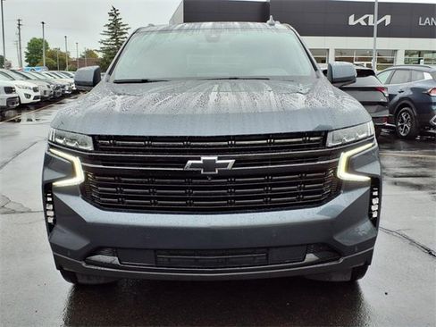 Used 2021 Chevrolet Tahoe RST w/ Luxury Package image 2