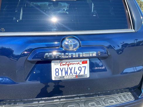 Used 2022 Toyota 4Runner TRD Sport w/ Technology Package AWD/4WD image 9