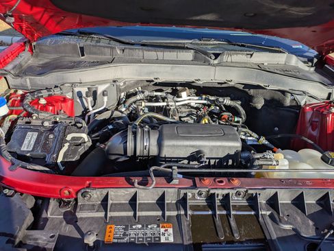 Certified 2022 Ford Explorer XLT w/ Equipment Group 202A image 43