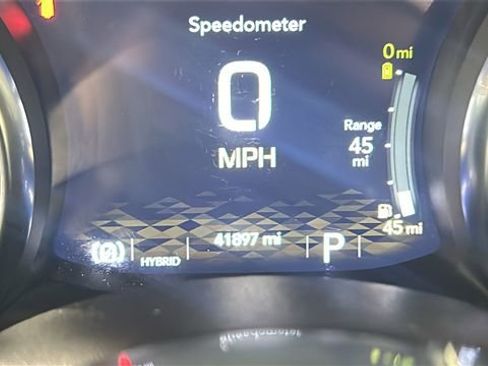 Used 2023 Jeep Wrangler Unlimited Sahara w/ Cold Weather Group AWD/4WD image 18