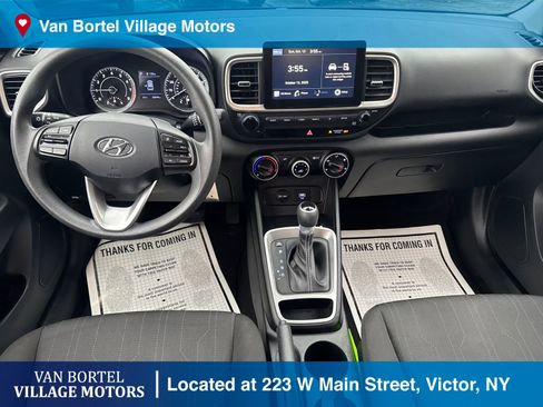 Used 2021 Hyundai Venue SE image 23