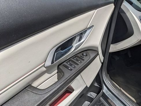 Used 2017 GMC Terrain SLE FWD image 20