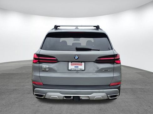 Used 2025 BMW X5 xDrive40i w/ M Sport Package image 5
