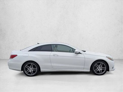 Used 2017 Mercedes-Benz E 400 4MATIC Coupe image 4