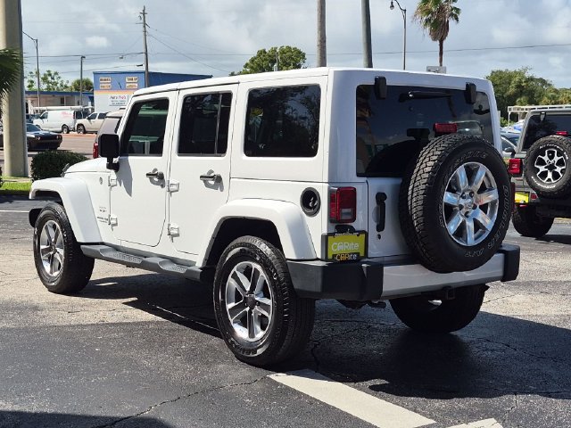 Used 2018 Jeep Wrangler Unlimited Sahara w/ Dual Top Group AWD/4WD image 7