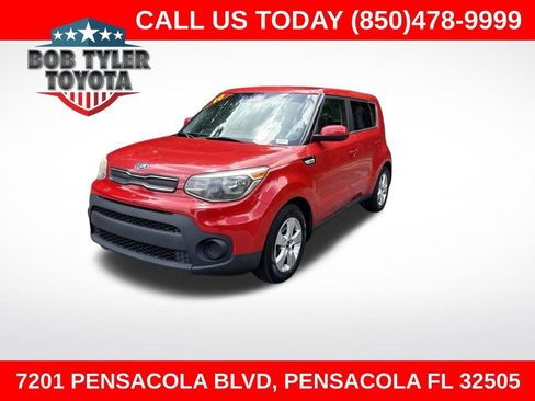 Used 2019 Kia Soul w/ Convenience Package FWD image 1