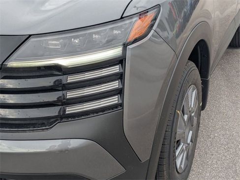 New 2026 Nissan Kicks S image 9