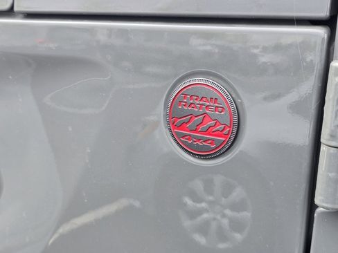 Used 2019 Jeep Wrangler Unlimited Rubicon w/ Dual Top Group image 9