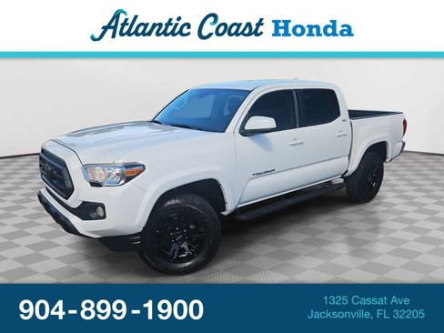 Used 2021 Toyota Tacoma SR5 RWD image 1