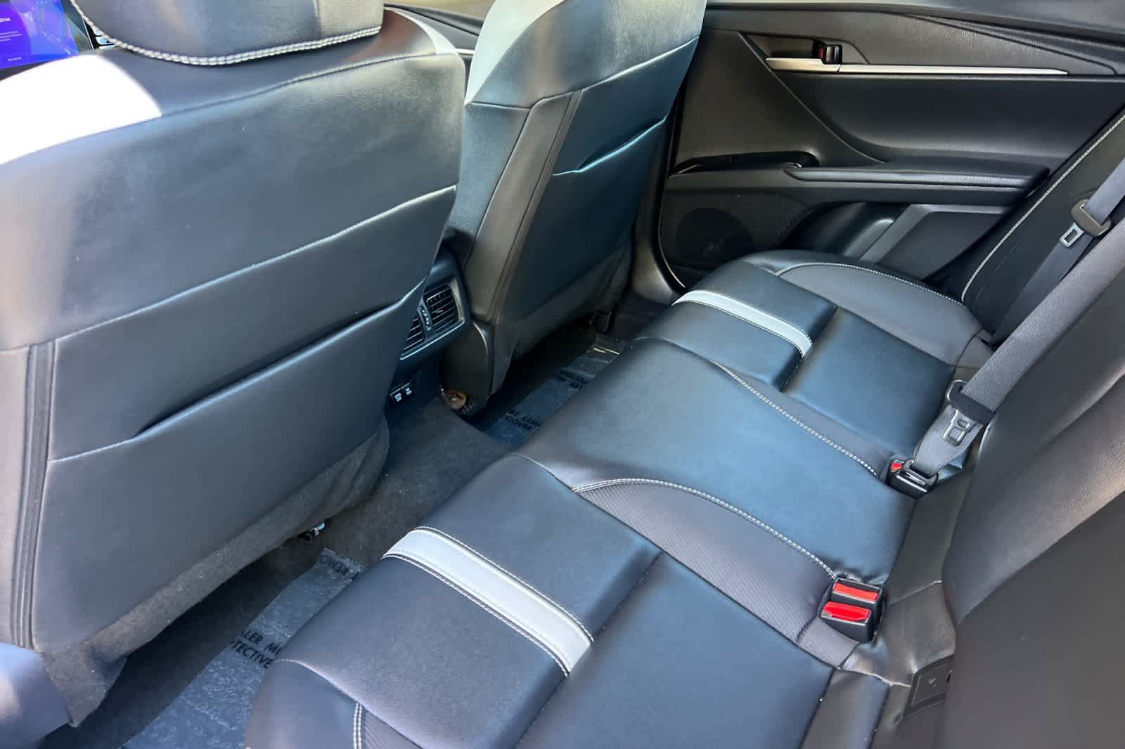Certified 2025 Toyota Camry SE FWD image 4