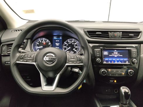 Used 2020 Nissan Rogue Sport S FWD image 22
