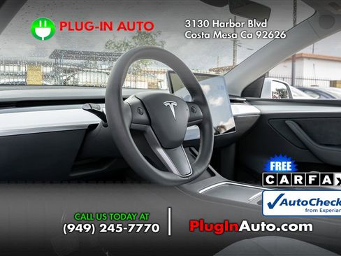 Used 2025 Tesla Model Y Long Range RWD image 6
