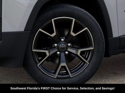 New 2026 Jeep Cherokee Overland image 4