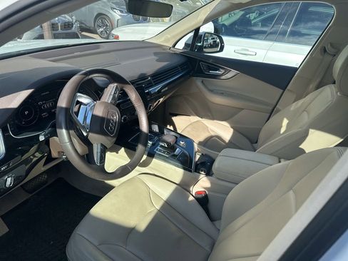 Used 2019 Audi Q7 3.0T Premium Plus image 5