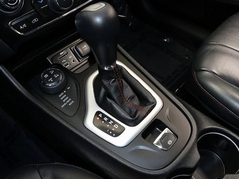 Used 2016 Jeep Cherokee Trailhawk w/ Leather Interior Group image 20