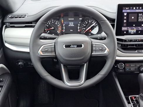 New 2026 Jeep Compass Limited image 22