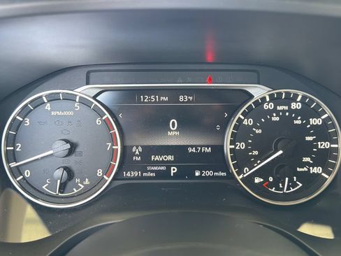 Used 2023 Nissan Rogue SV FWD image 22