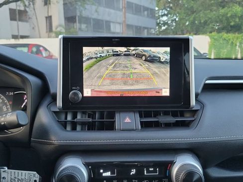 Used 2025 Toyota RAV4 LE FWD image 20
