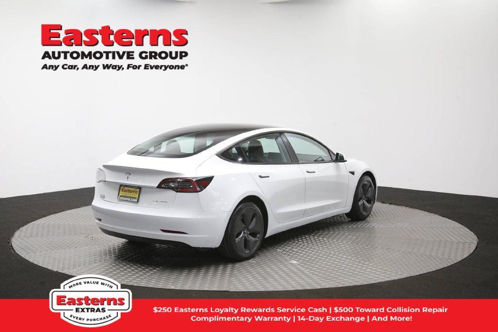 Used 2022 Tesla Model 3 Long Range AWD/4WD image 36