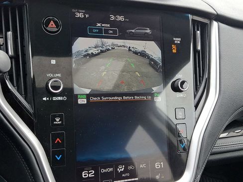 Used 2020 Subaru Outback Limited image 21