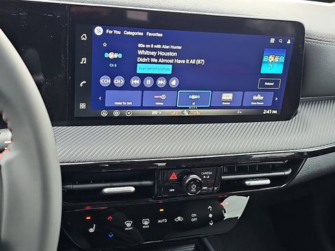 New 2026 Nissan Kicks SR w/ Cold Weather Package image 11