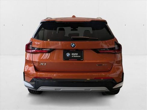 Used 2025 BMW X1 xDrive28i w/ Convenience Package image 7
