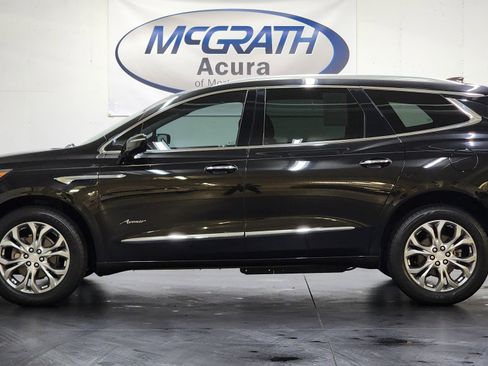 Used 2018 Buick Enclave Avenir w/ Avenir Technology Package image 10