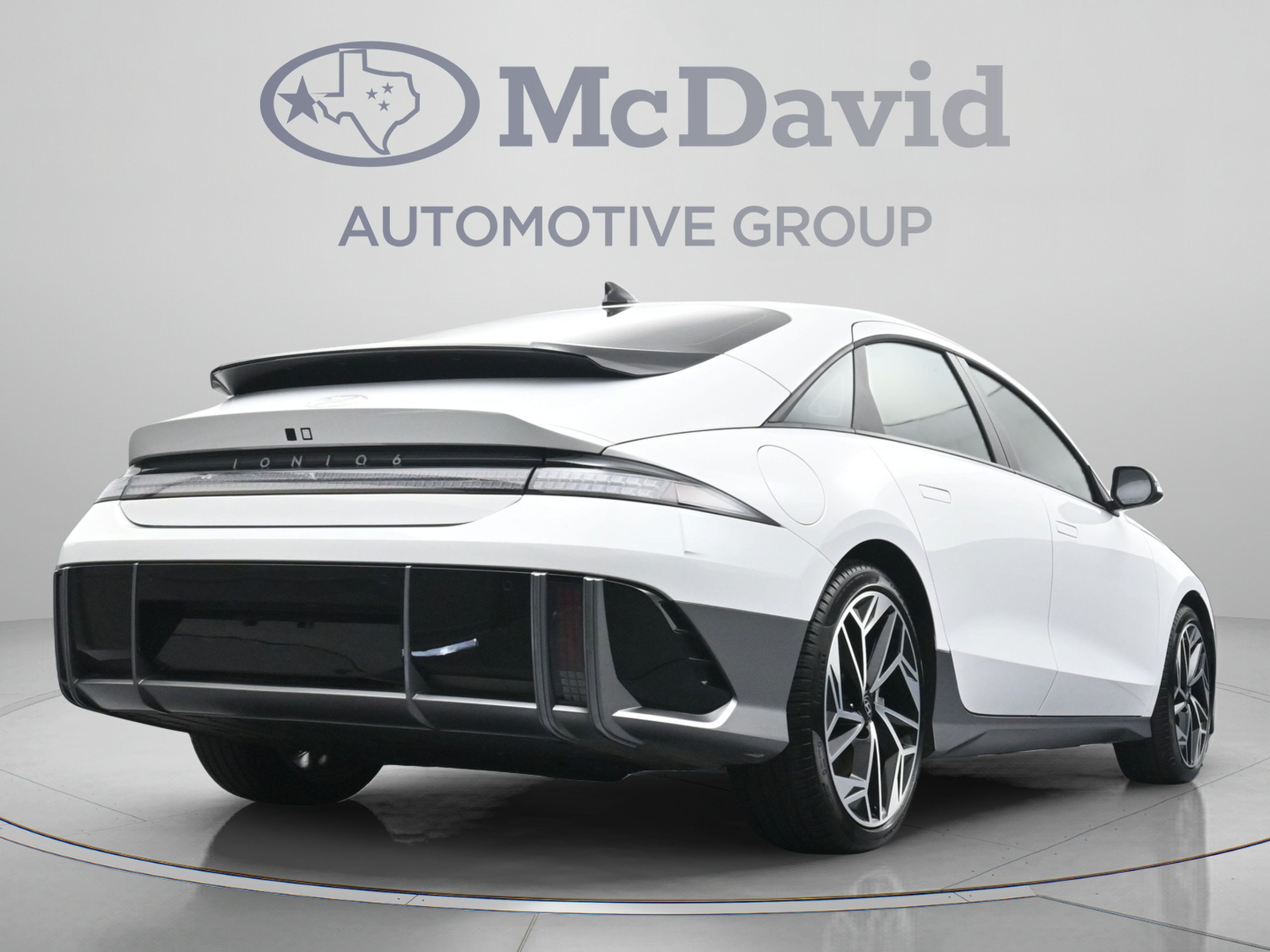 Used 2025 Hyundai Ioniq 6 SEL RWD image 30