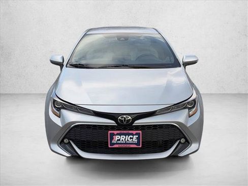 Used 2019 Toyota Corolla XSE image 2