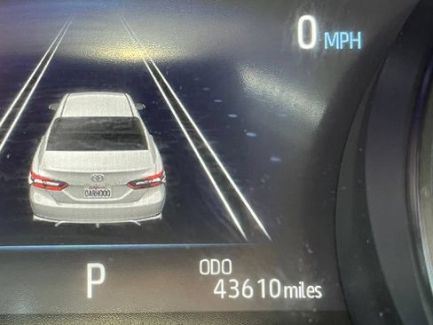 Used 2021 Toyota Camry XSE AWD/4WD image 23
