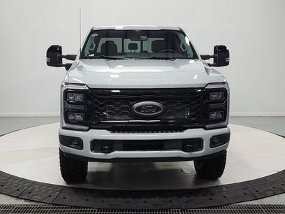 New 2026 Ford F250 Lariat w/ Tremor Off-Road Package