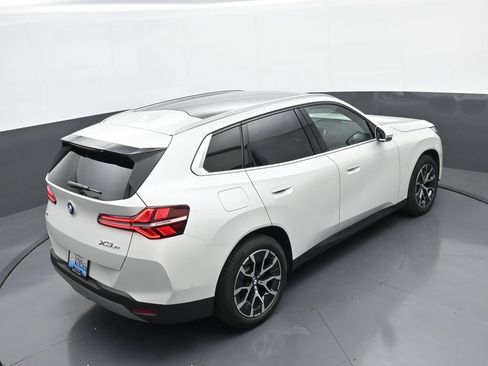 New 2026 BMW X3 xDrive30i w/ Premium Package AWD/4WD image 35