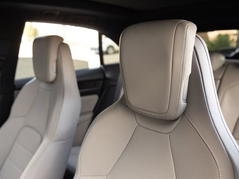 Certified 2026 Porsche Macan 4 Electric AWD/4WD image 24