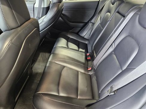 Used 2018 Tesla Model 3 Mid Range RWD image 12
