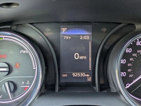 Used 2019 Toyota Camry SE image 11