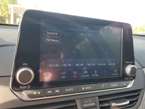Certified 2025 Nissan Altima 2.5 SR FWD image 21