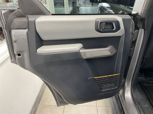 Used 2022 Ford Bronco Badlands AWD/4WD image 11