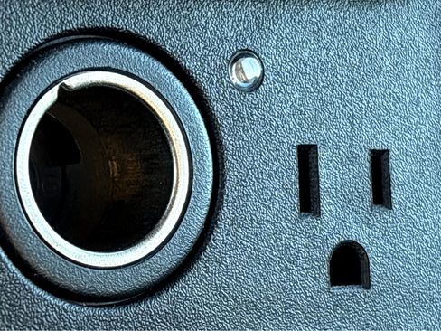 Used 2019 Ford F150 Lariat w/ Trailer Tow Package image 31