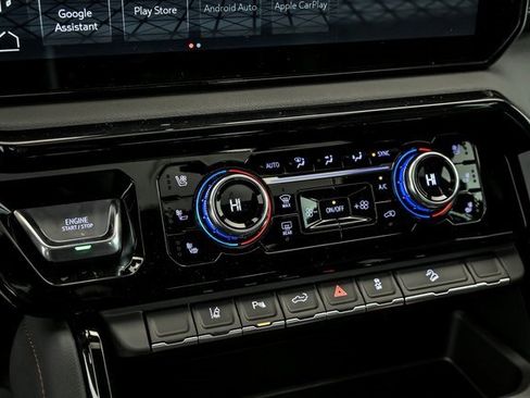 New 2026 GMC Sierra 2500 AT4 w/ AT4 Premium Plus Package image 17