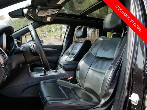 Used 2015 Jeep Grand Cherokee Overland w/ Advanced Technology Group image 15