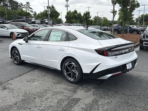 New 2026 Hyundai Sonata SEL FWD image 6