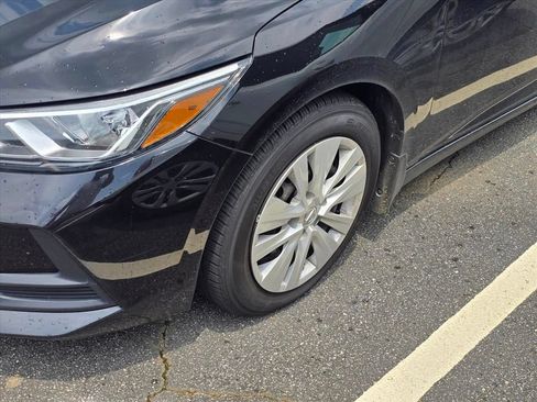Used 2021 Nissan Sentra S FWD image 19